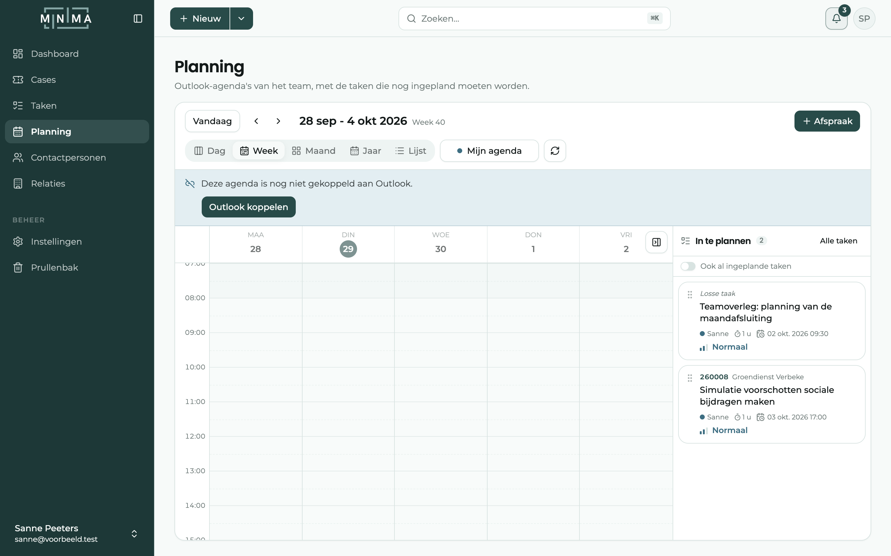 De planning in weekweergave met de agenda's van het team en rechts de taken die nog ingepland moeten worden